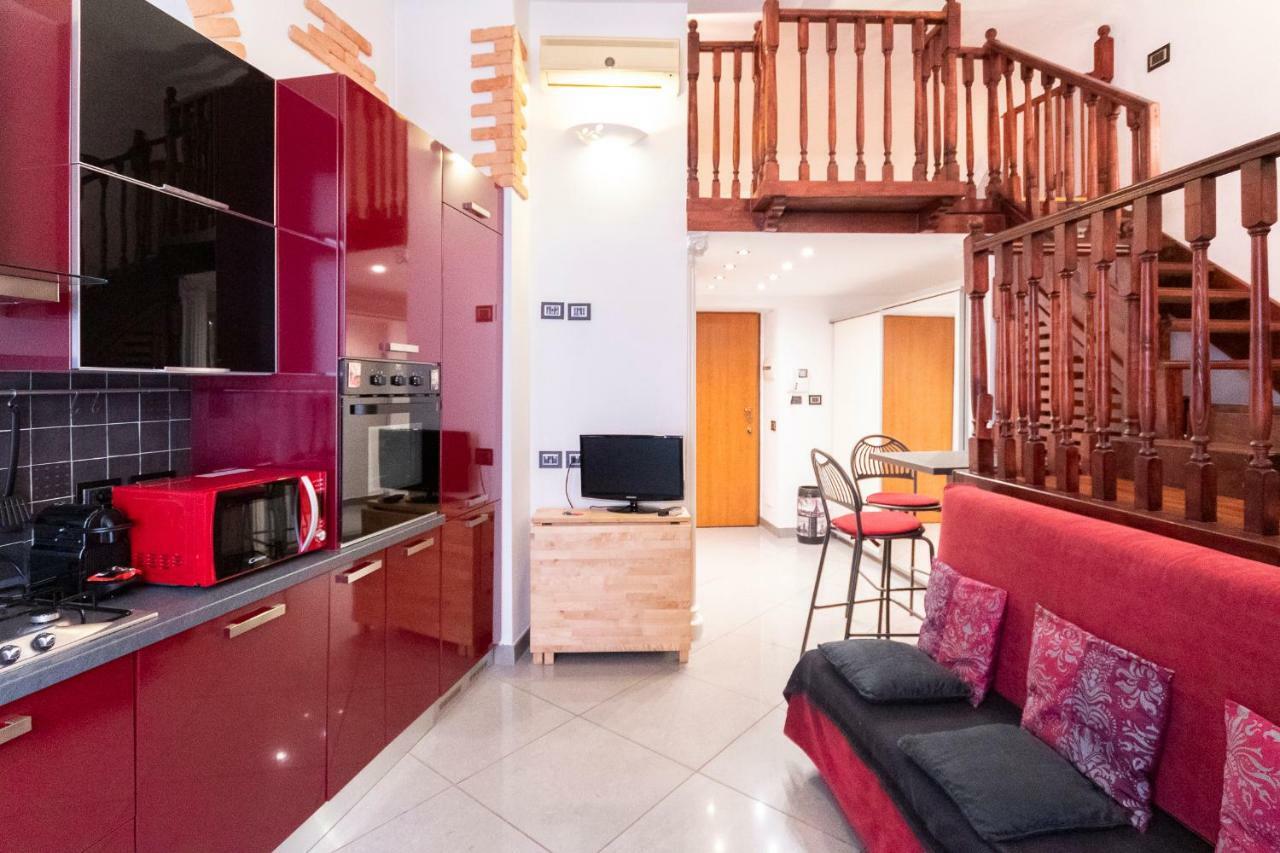 Studio Alzaia 54 Navigli Milão Exterior foto